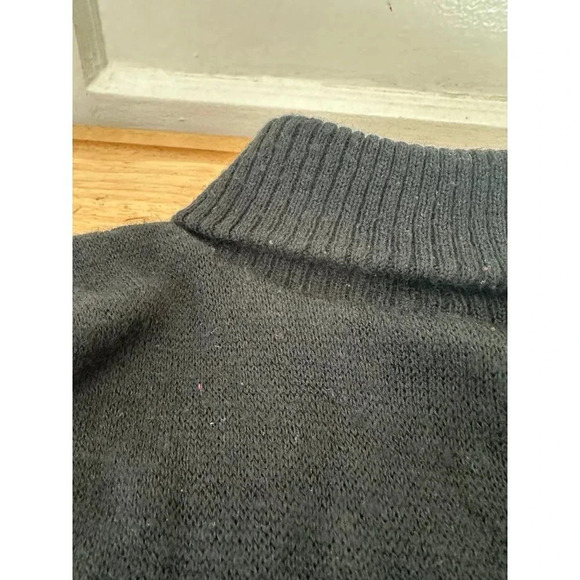 Acrylic Turtleneck scarf - Picture 5 of 9